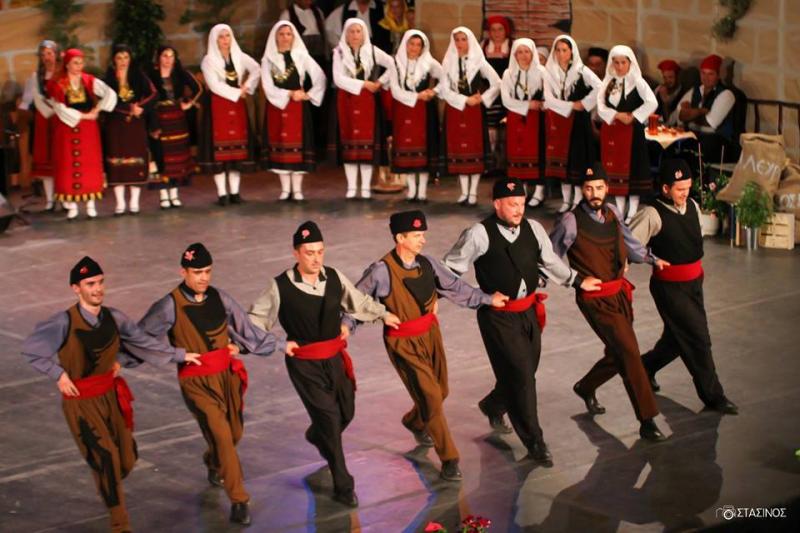 Αποτέλεσμα εικόνας για paradosiakoi xoroi kalamata